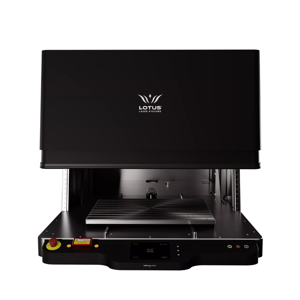 Lotus Meta-XY Lasermarkiersystem kennzeichnet Bauteile automatisiert mit CO₂-, MOPA- oder UV-Laser für industrielle Serienproduktion.