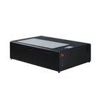 FLUX HEXA RF Desktop-Laser ermöglicht hochpräzise Gravuren und tiefe Schnitte mit bis zu 2000 mm/s für Maker Spaces und Gewerbe.