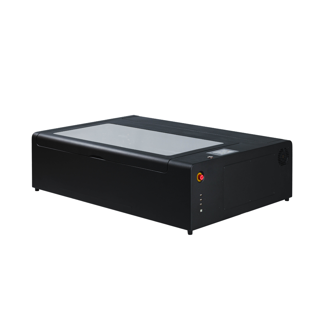 FLUX HEXA RF Desktop-Laser ermöglicht hochpräzise Gravuren und tiefe Schnitte mit bis zu 2000 mm/s für Maker Spaces und Gewerbe.