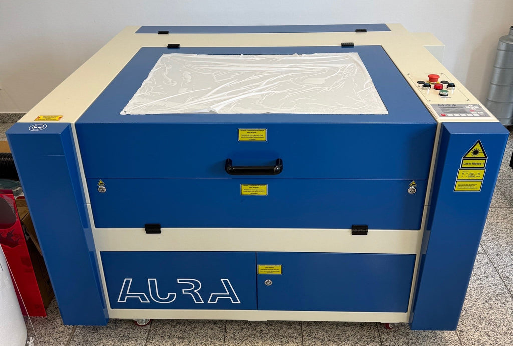 Aura Cut 1080 mit 100 Watt