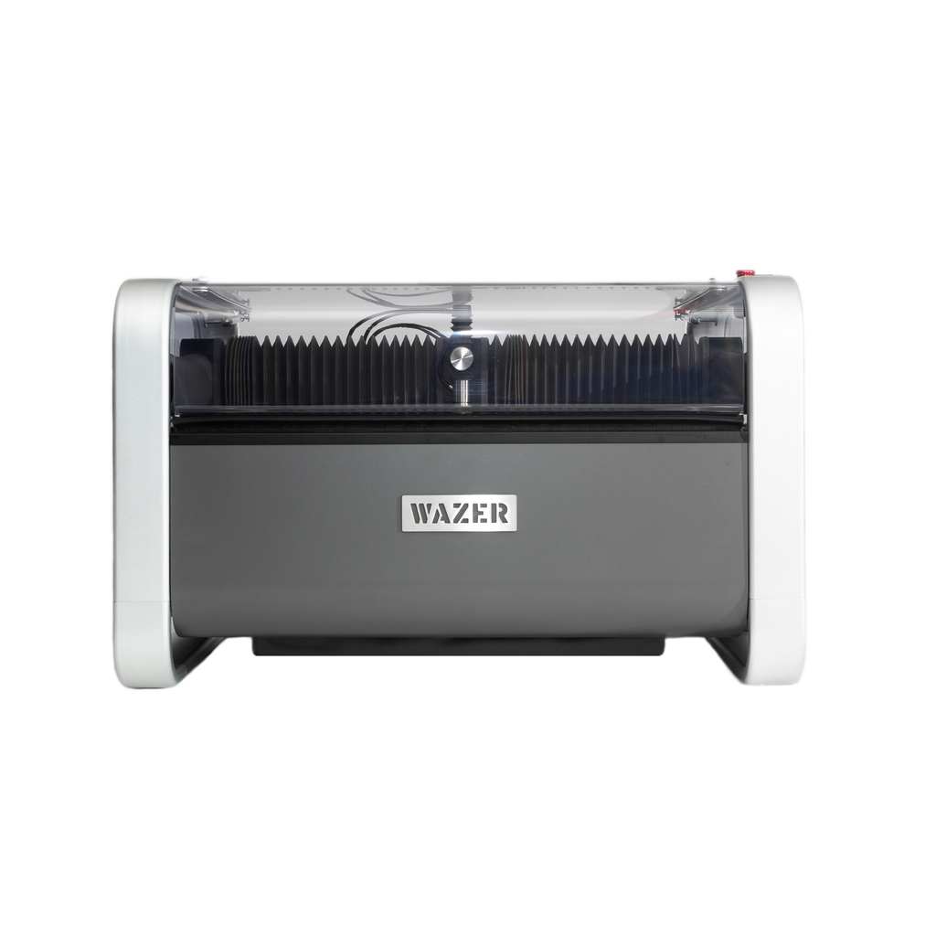 WAZER Desktop CNC Wasserstrahlcutter schneidet Metall, Glas und Kunststoff präzise ohne Hitzeeinfluss.
