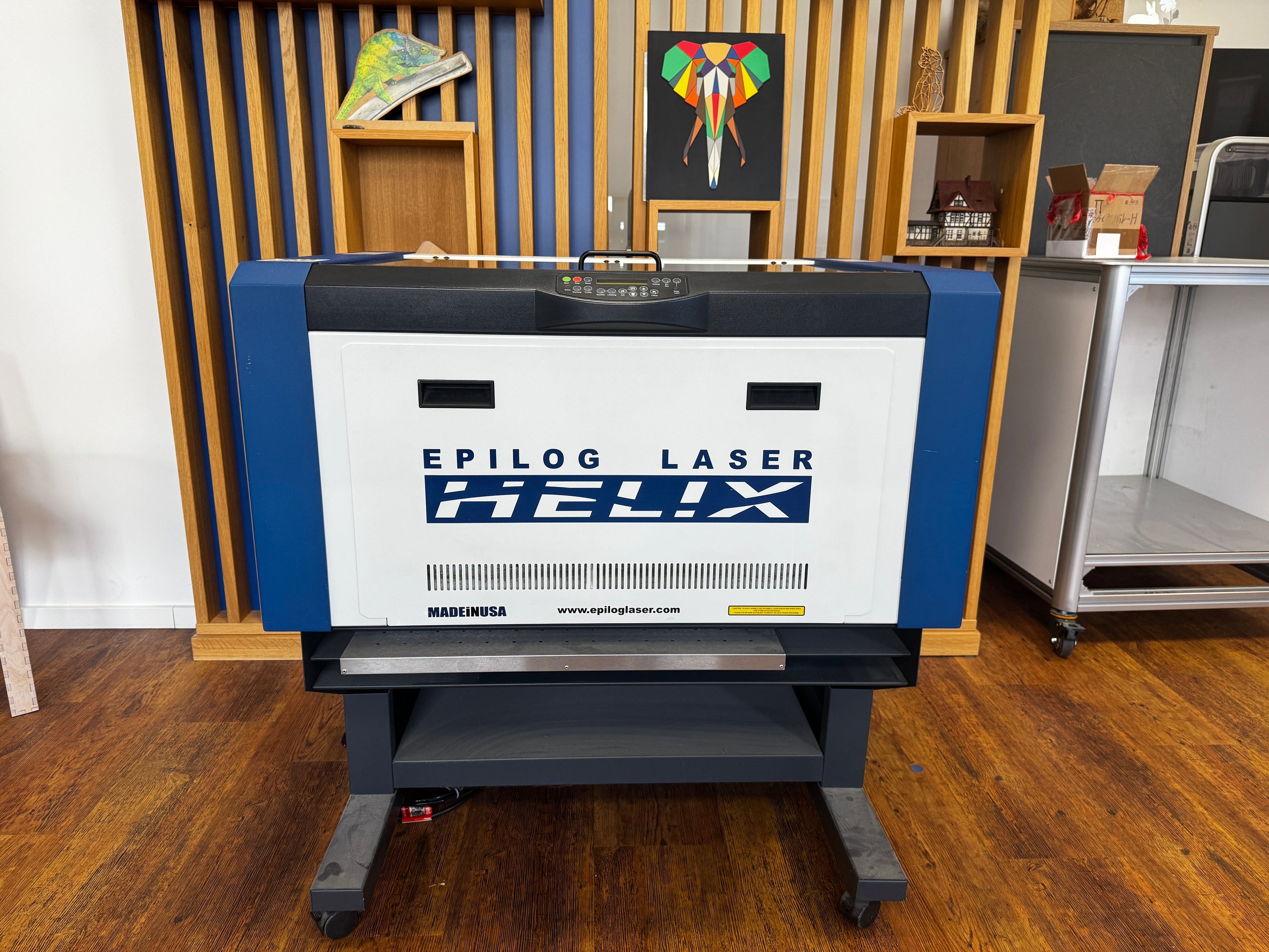 Epilog Helix mit 60 Watt