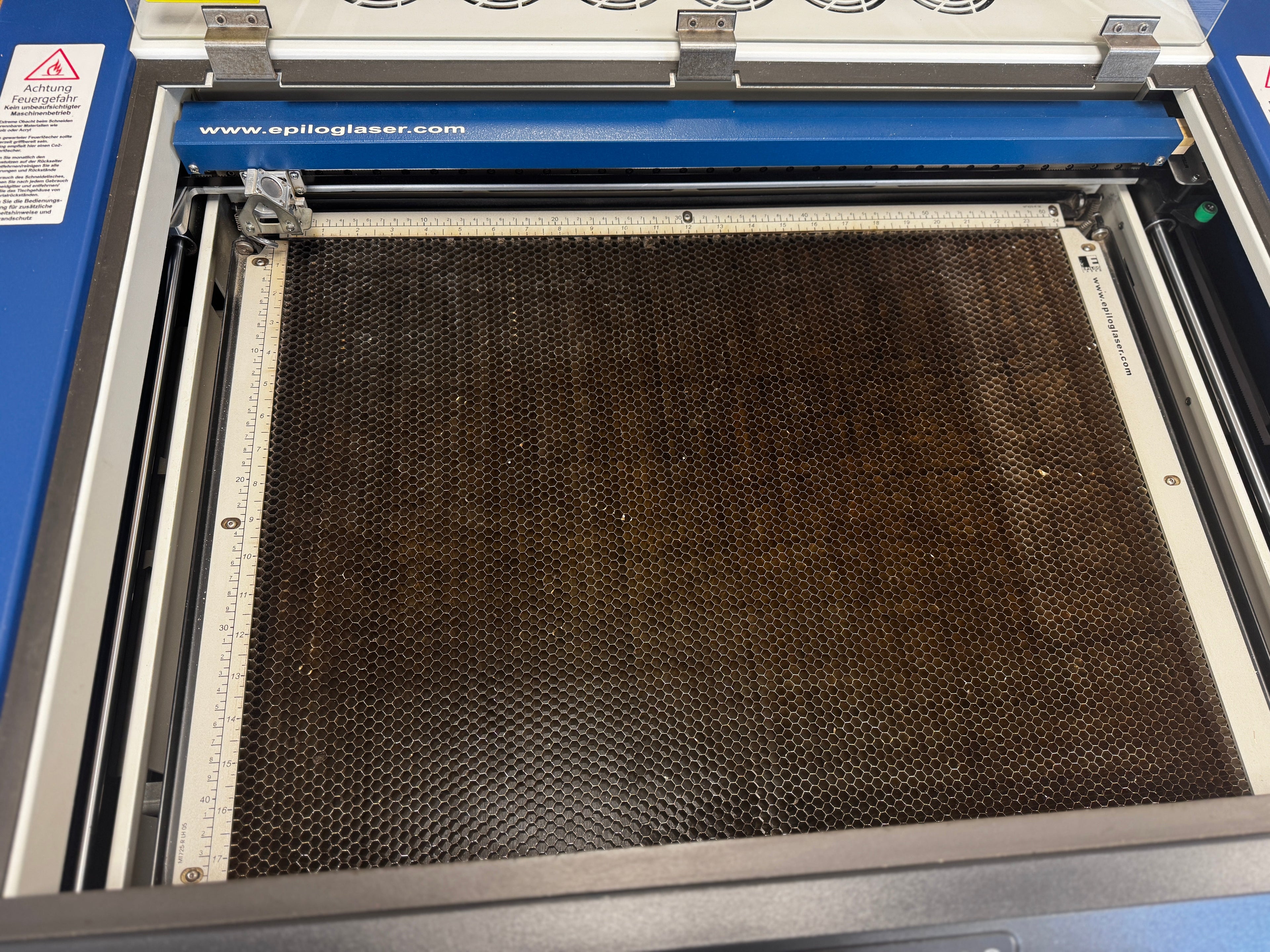 Epilog Helix mit 60 Watt